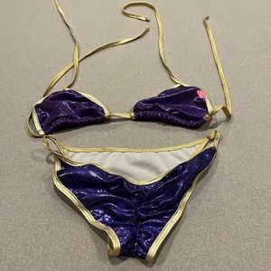 Never worn scrunchy bottom size C/D cup photo shoot bikini